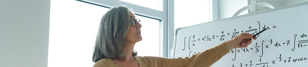 Overwhelmed math students? Reducing cognitive load while teaching mathematics